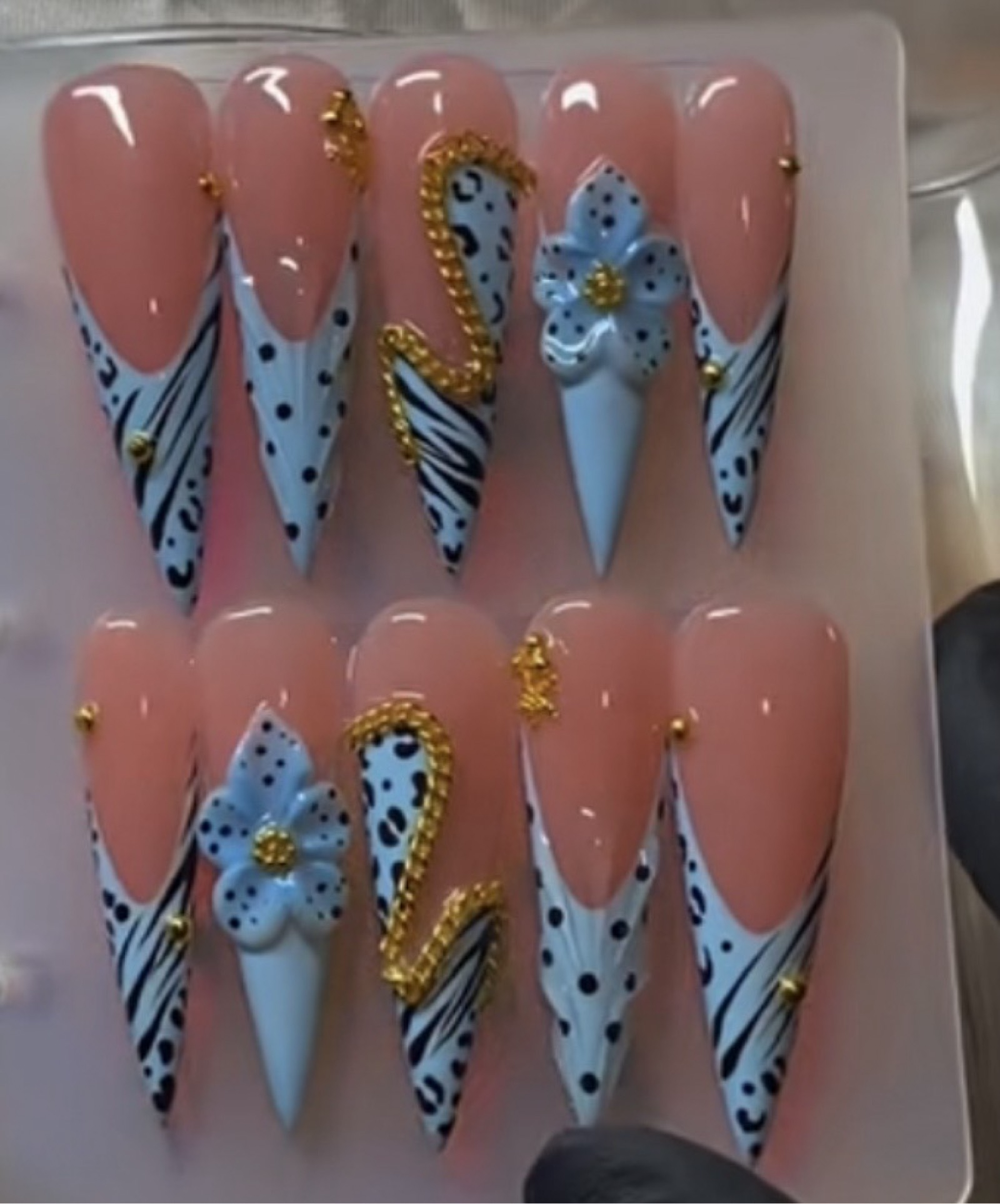 Press on Nails - 2