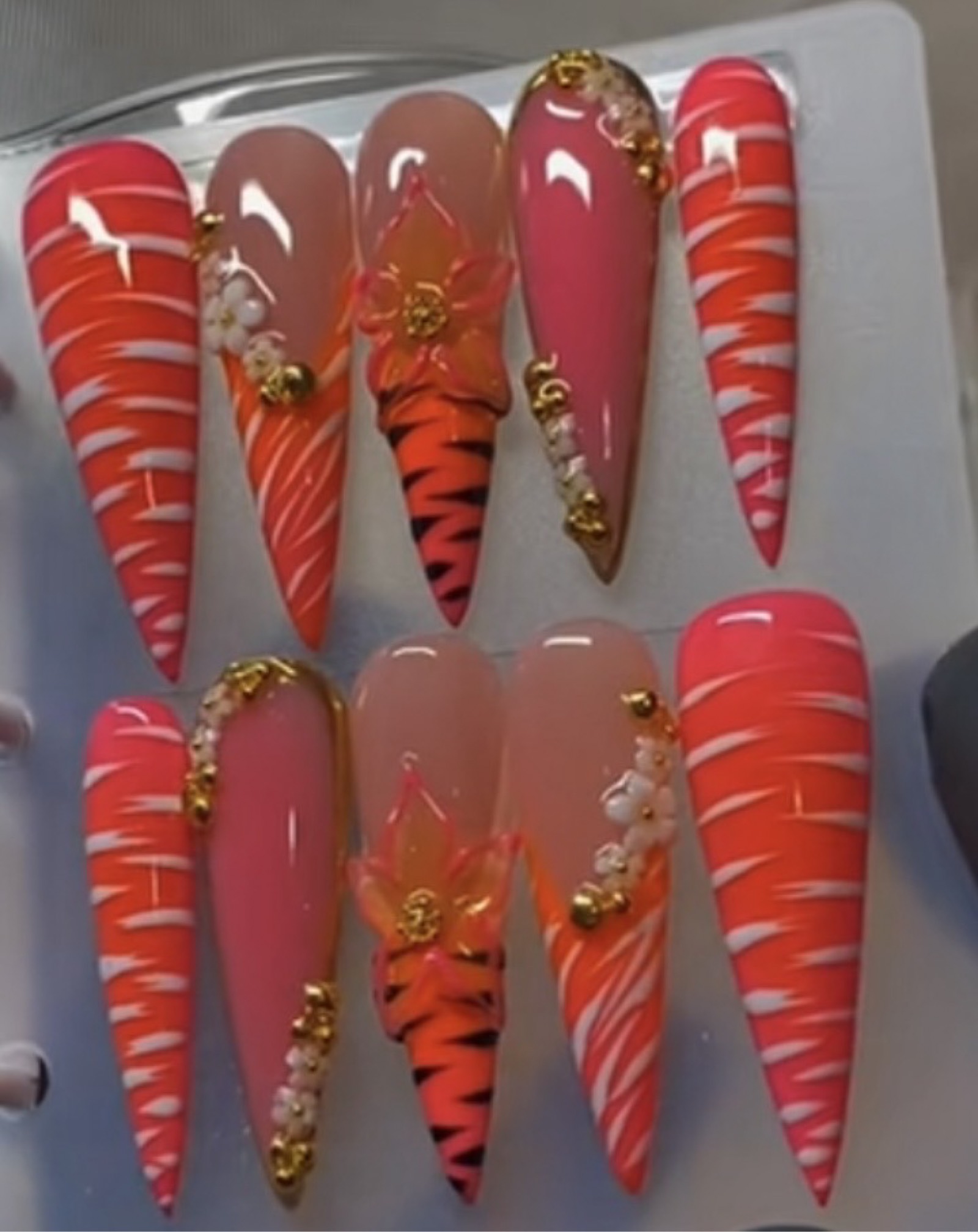 Press on Nails - 4