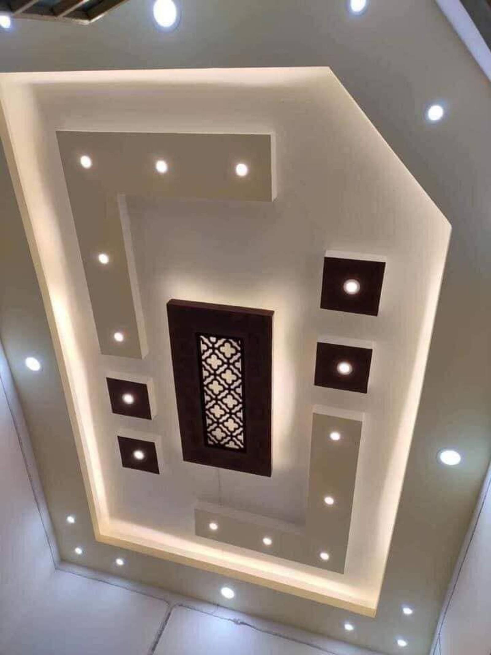 Plafond en staff - 7