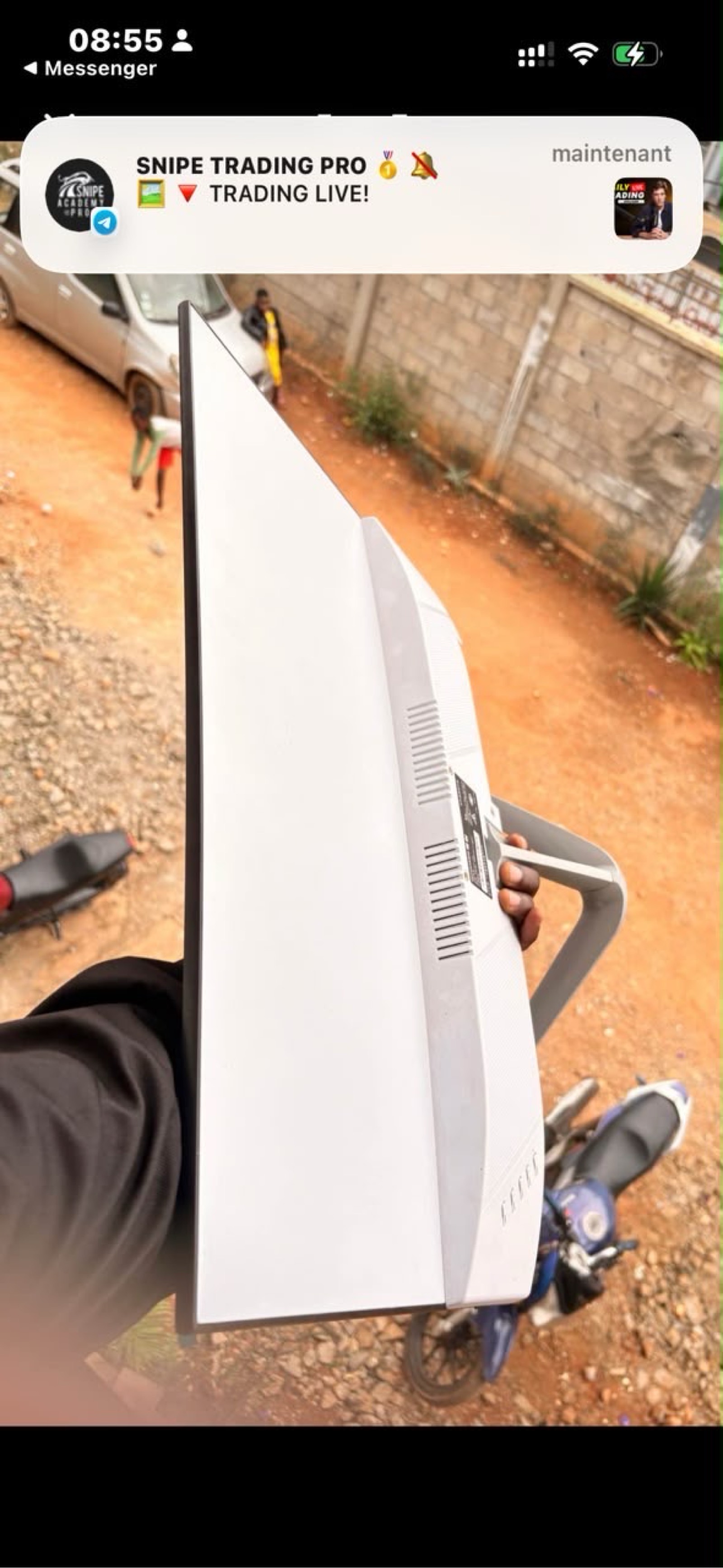 Moniteur incurvé  24 ultra fin et bordures invisible - 3