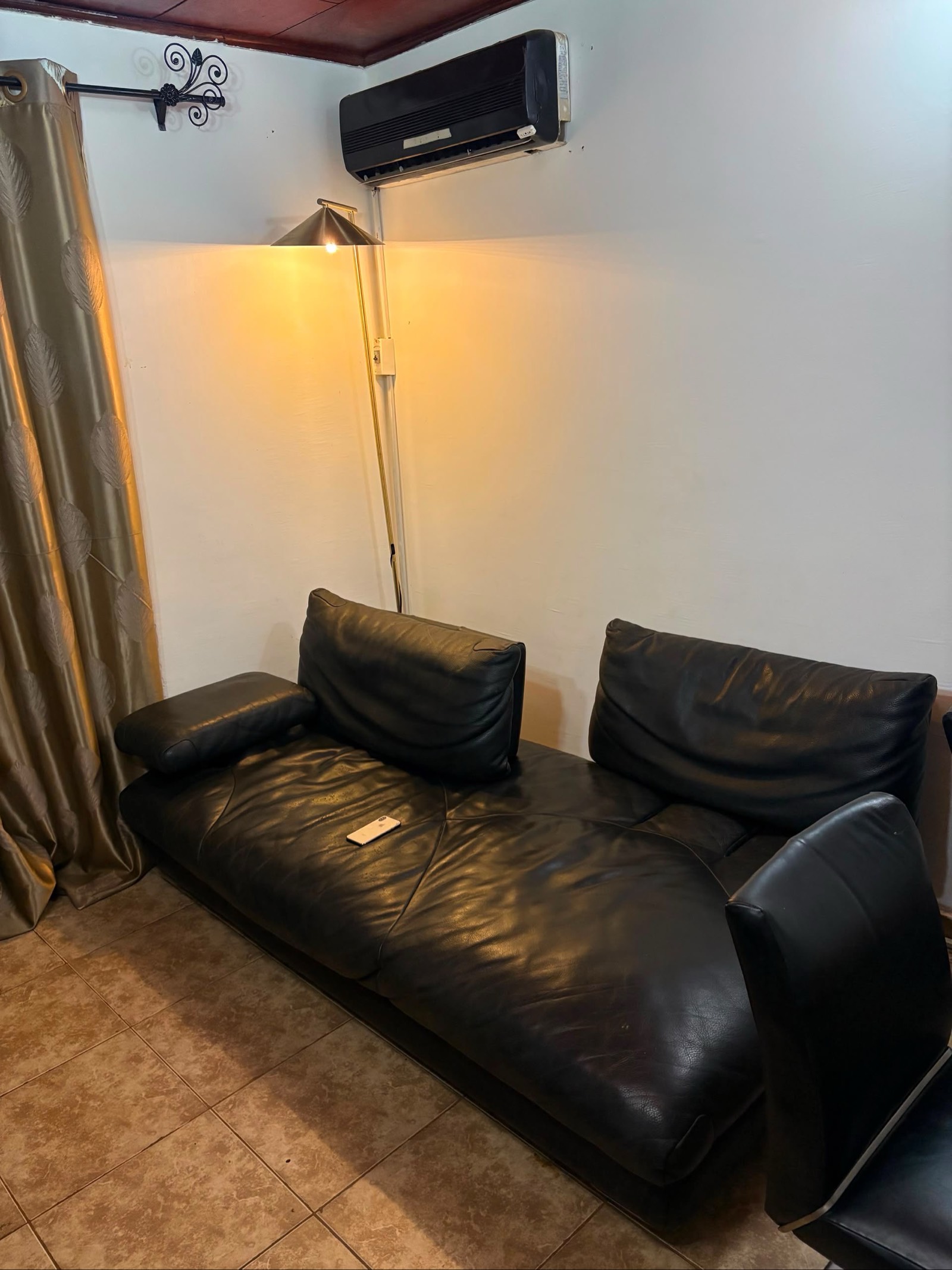 Salon - 2