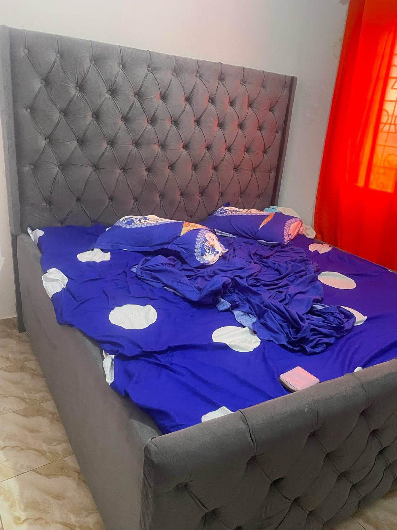 Lit +matelas 3 places