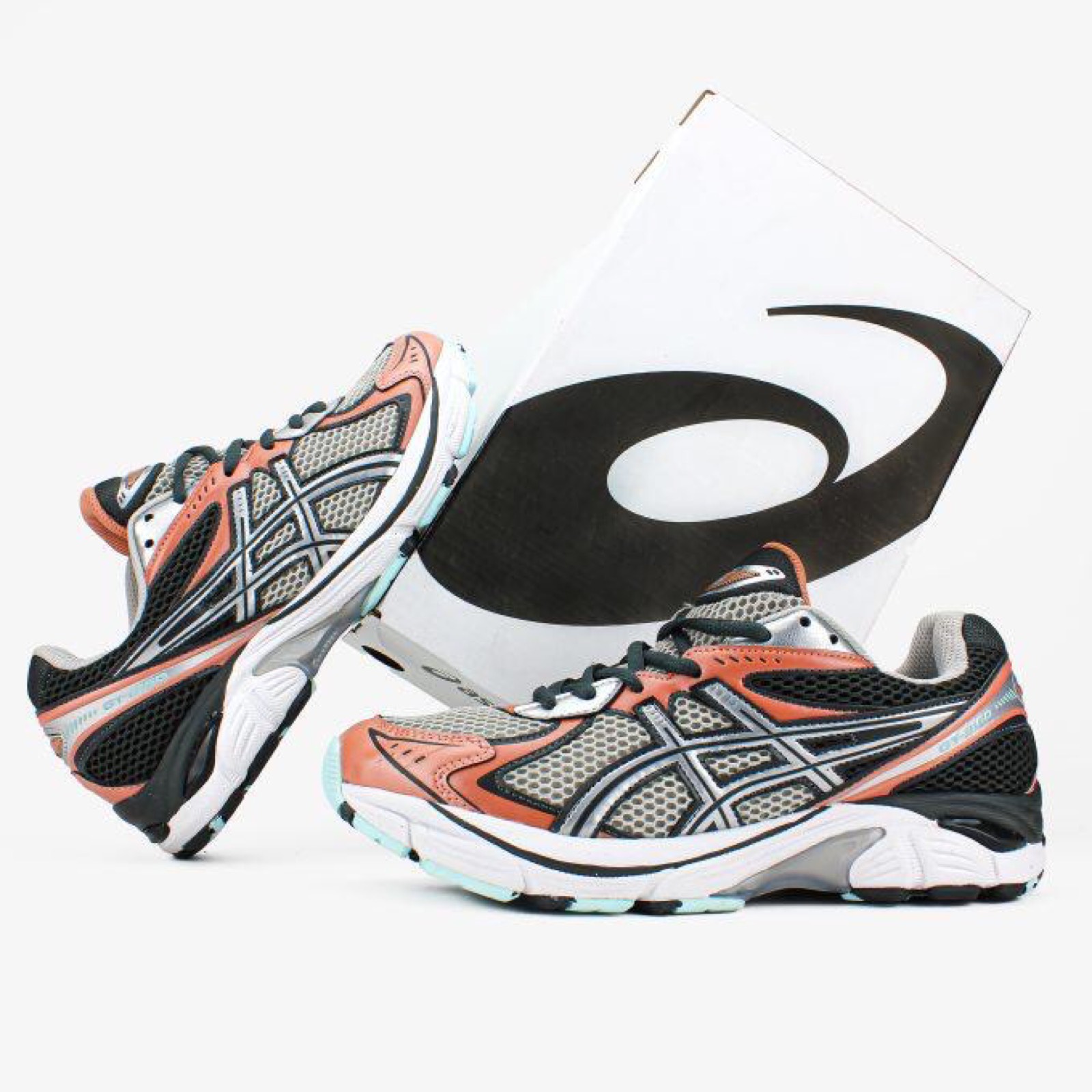 ASICS GEL 💦💦        ORIGINAL 💯💯  Made in VIETNAM 🫡🫡       Available size 40 to 45