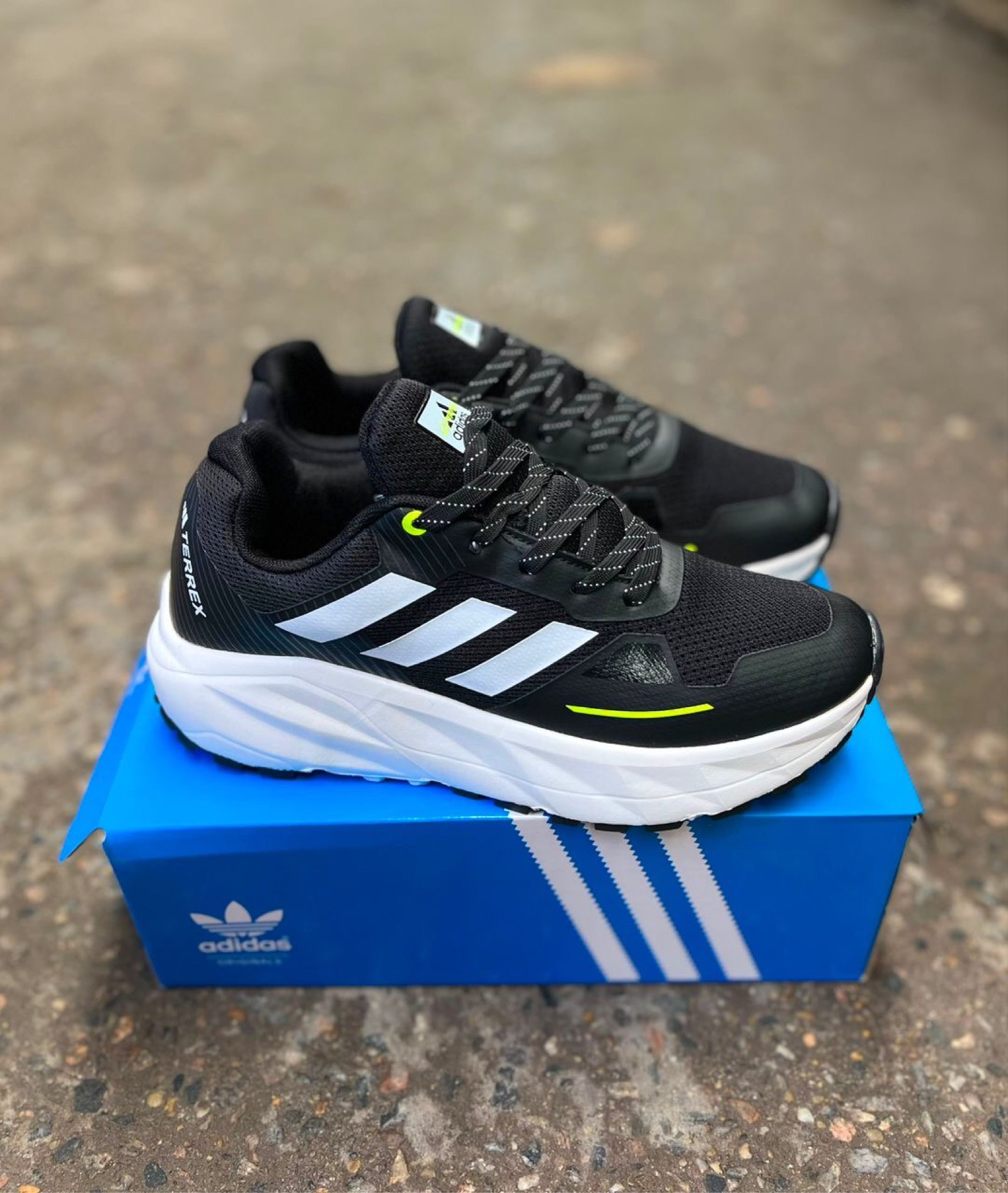 Adidas /// - 3