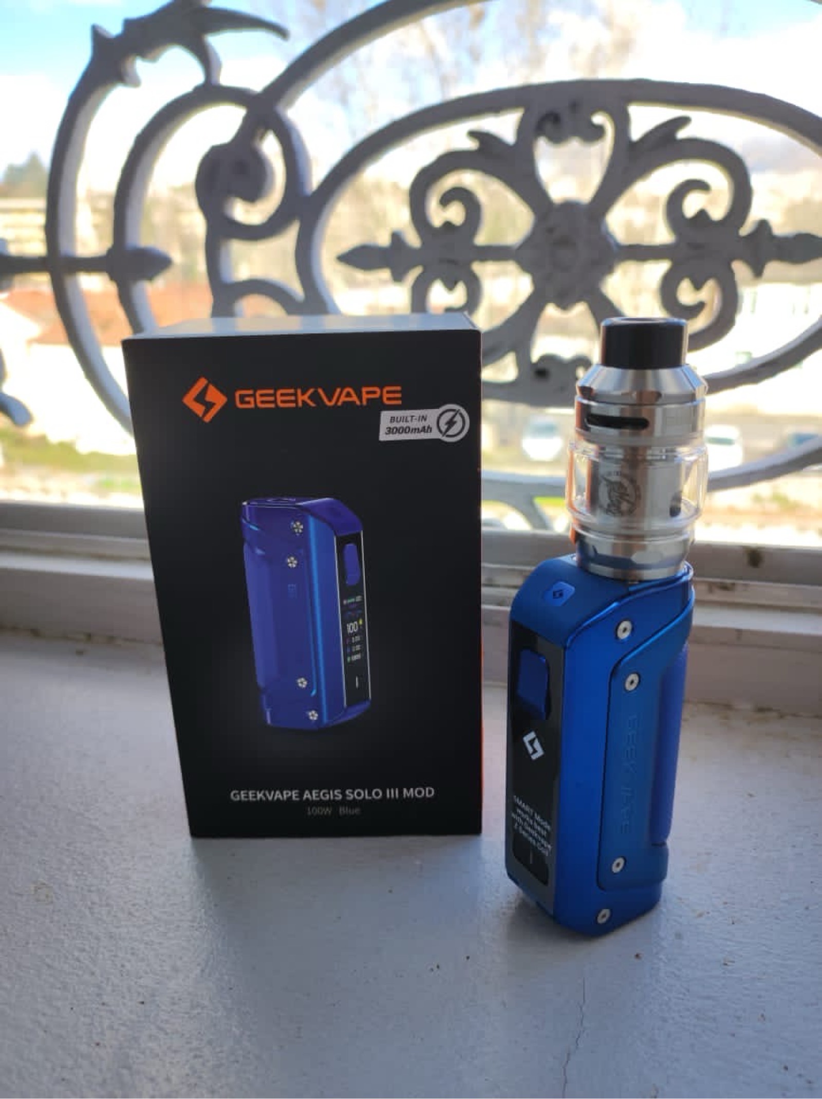 Vapes ( cigarettes électronique )
