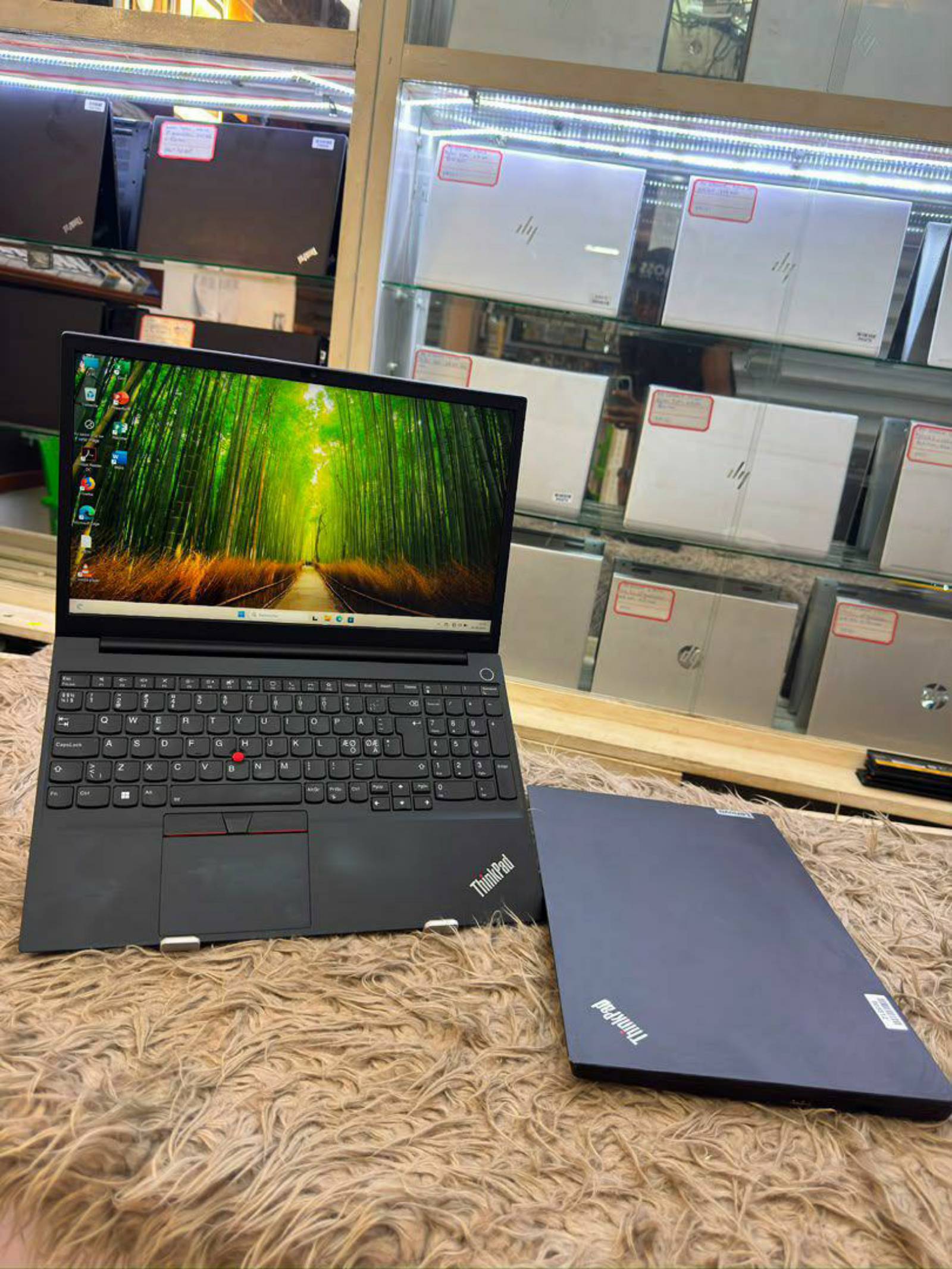 LENOVO THINKPAD E15