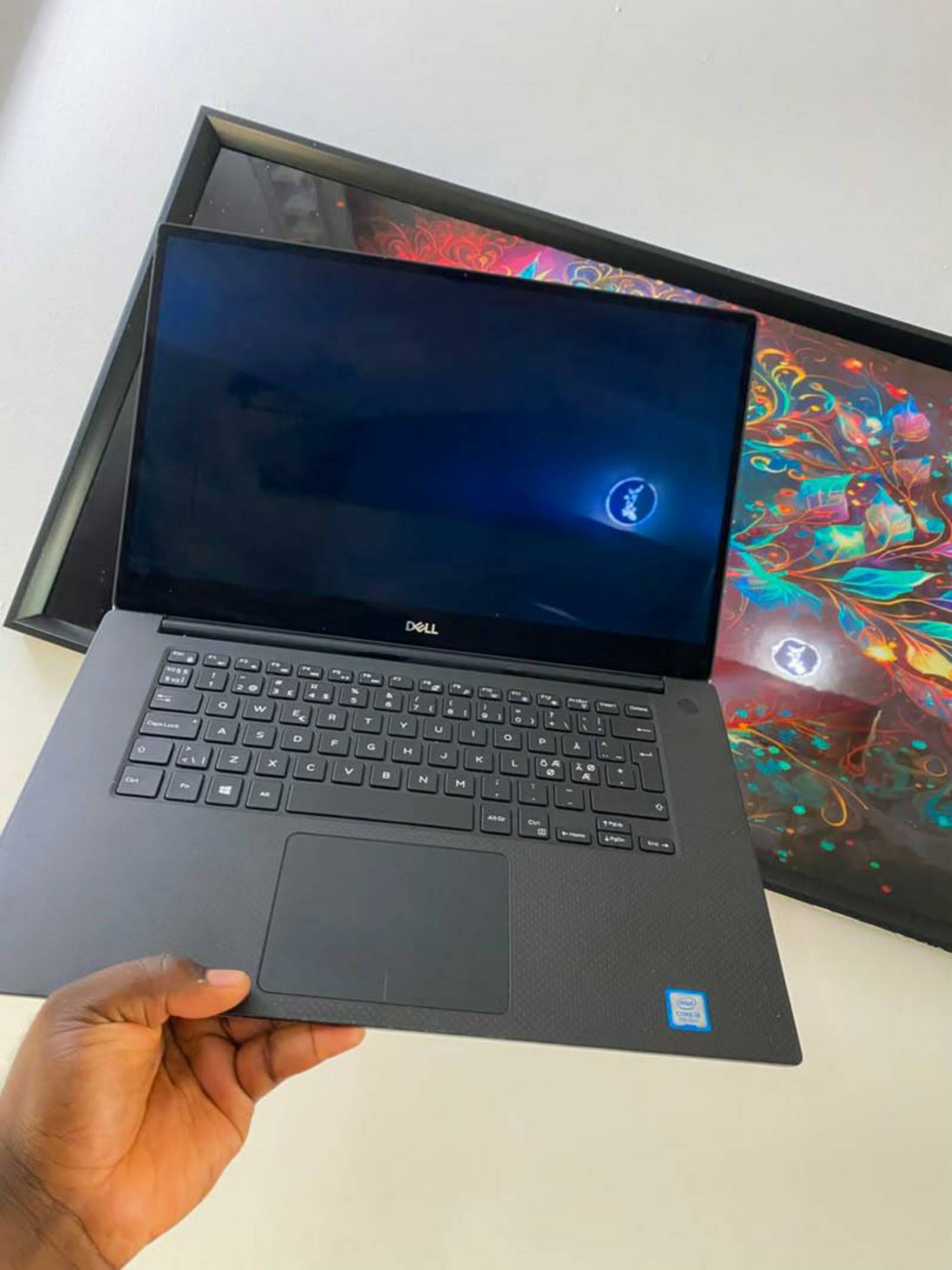 DELL XPS15 (9580)