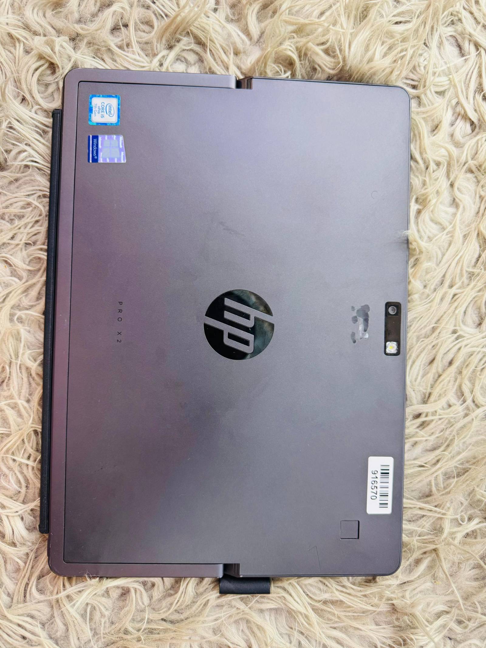 HP Pro X2 G4 - 2