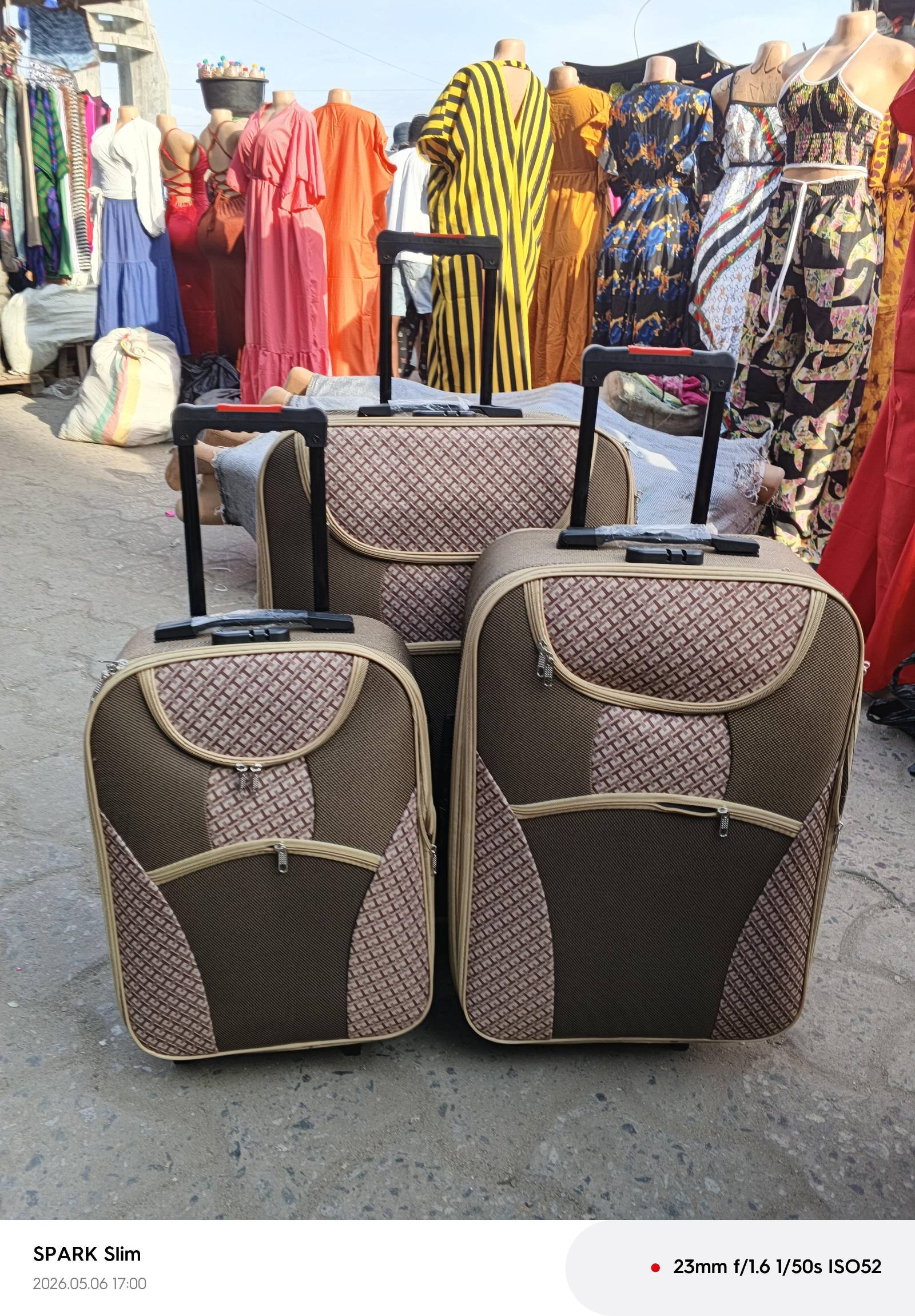 Ensemble de valise 3 en 1 tissu disponible,interessé ib:640132632 Douala🇨🇲 - 4
