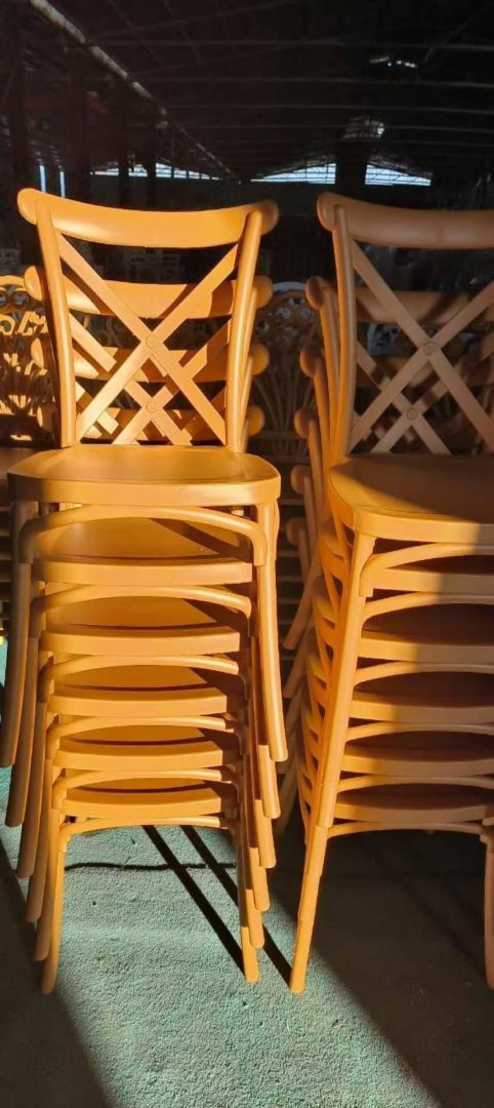 CHAISES ÉVÉNEMENTIELLE - 3