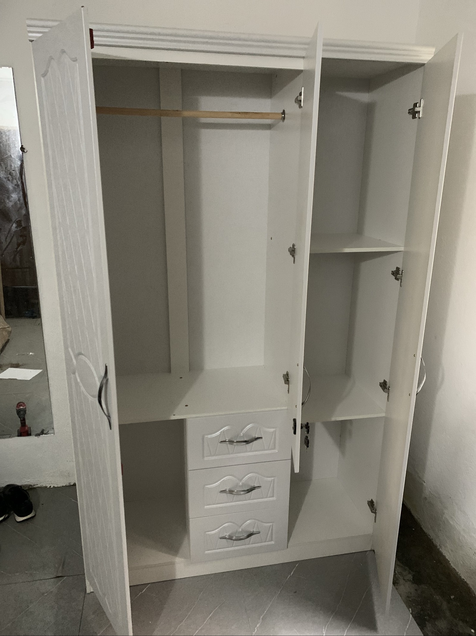 Furnitures assembler - 5