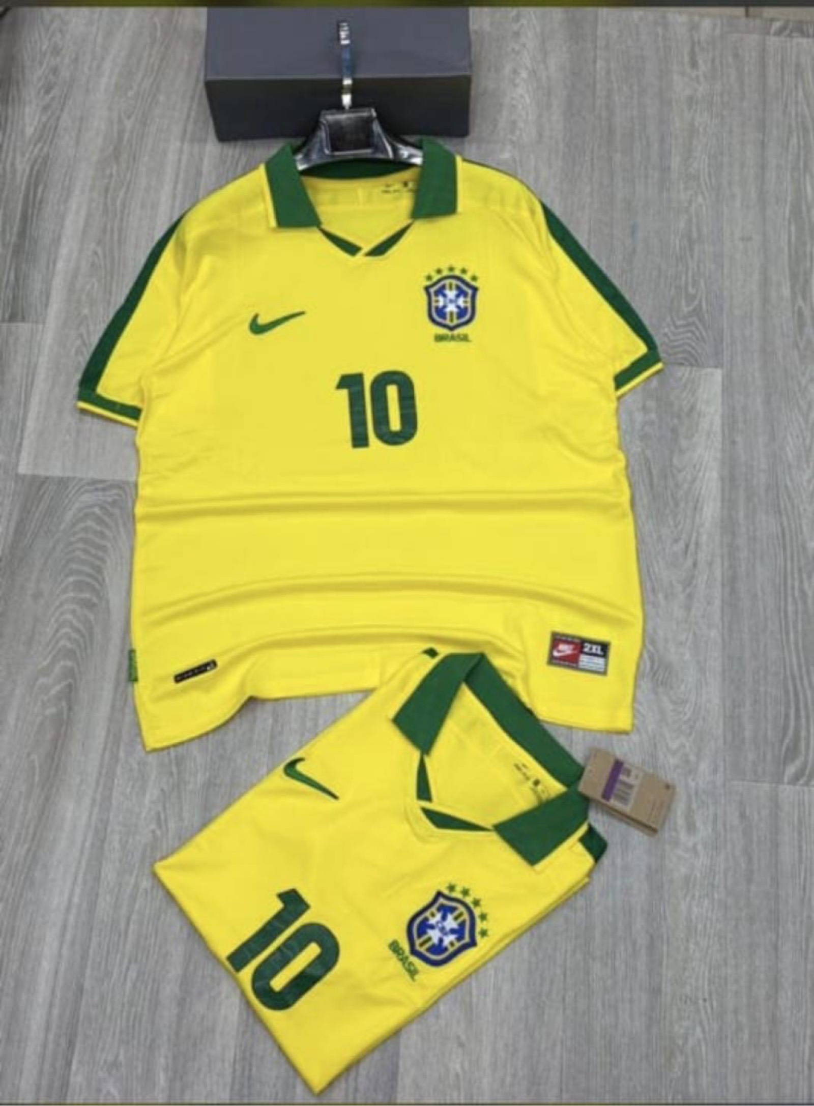 Maillot brésilien