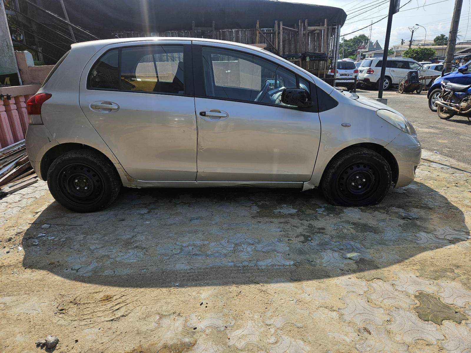 Toyota Yaris 2008 - 4