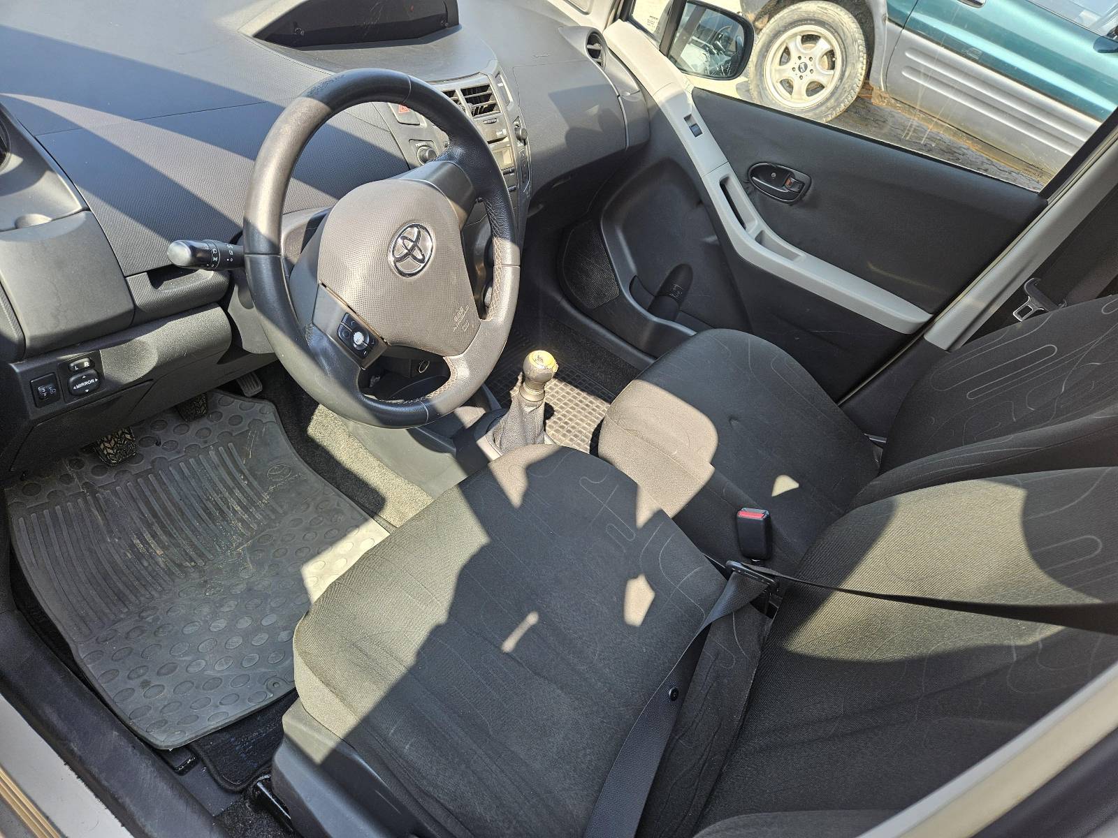 Toyota Yaris 2008 - 5