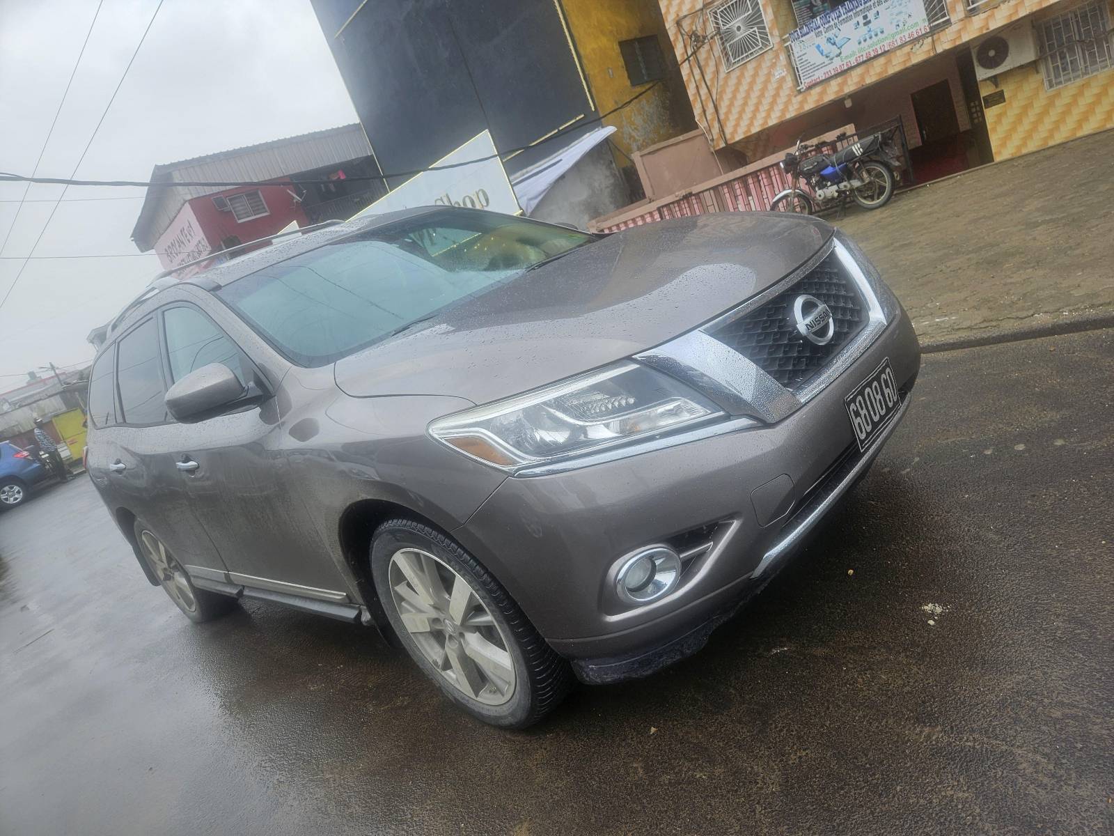 Nissan Pathfinder 2014 Platinum 4WD - 3
