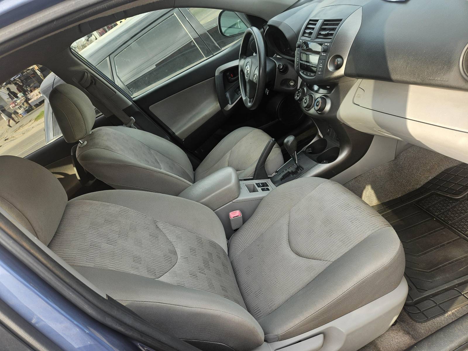 Toyota Rav4 2010 4WD - 9