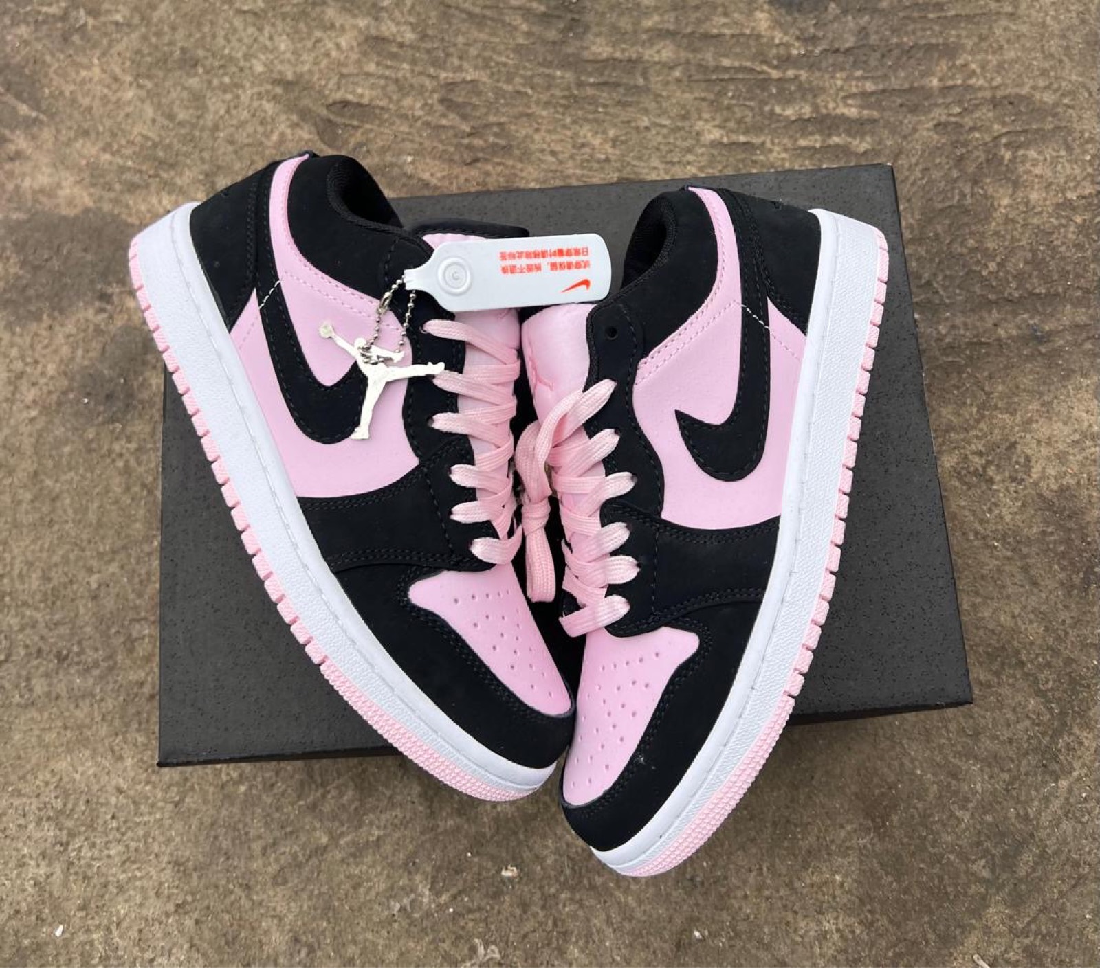 Nike - 9