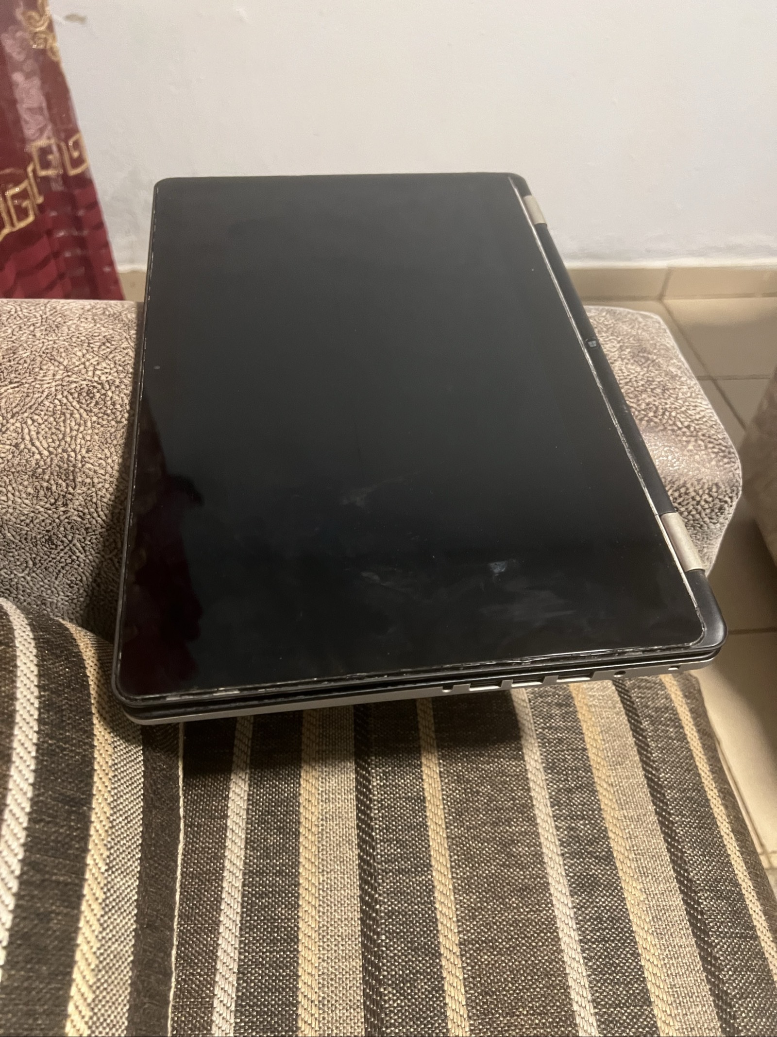 Dell Inspiron laptop, touchscreen - 3