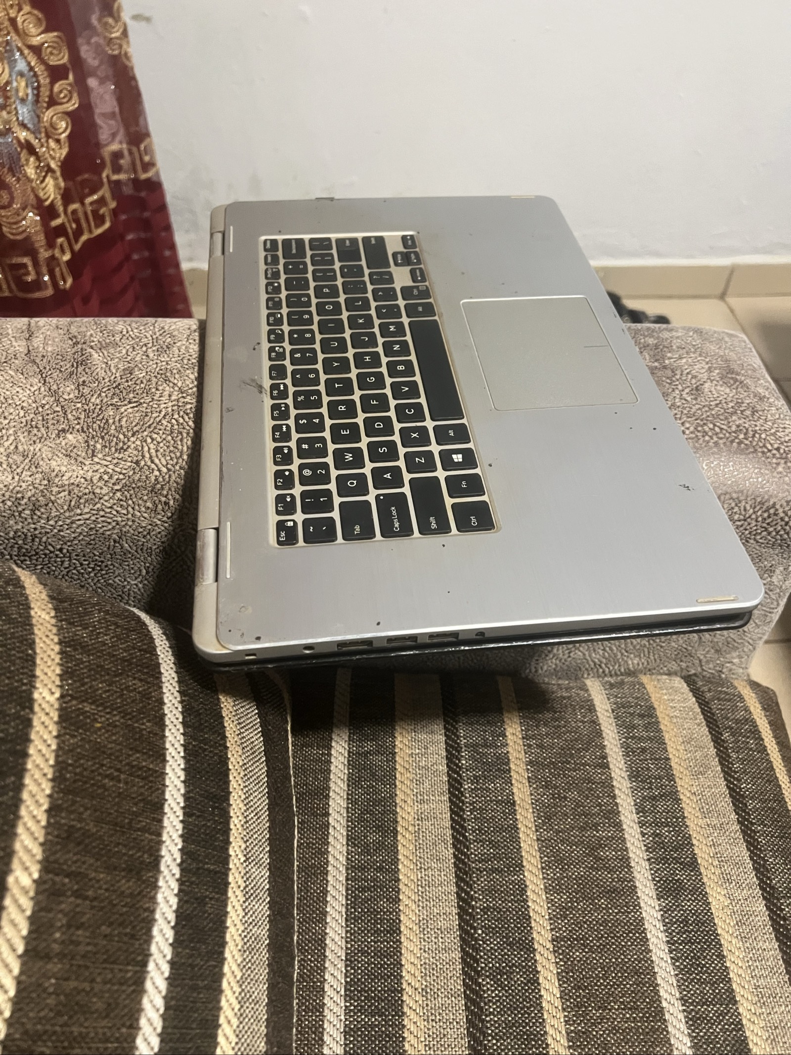 Dell Inspiron laptop, touchscreen - 5