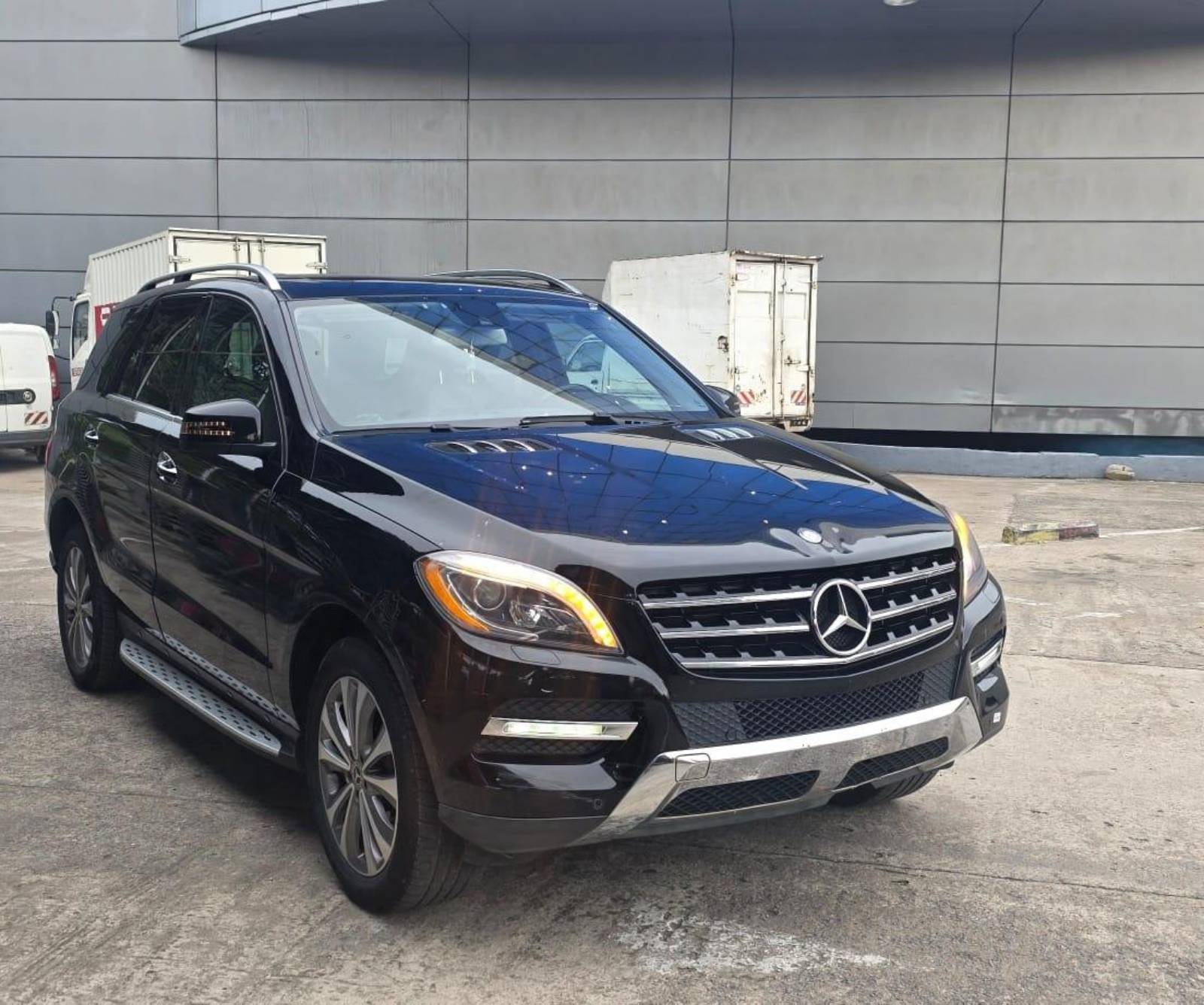 Mercedes Benz 2014 premium
