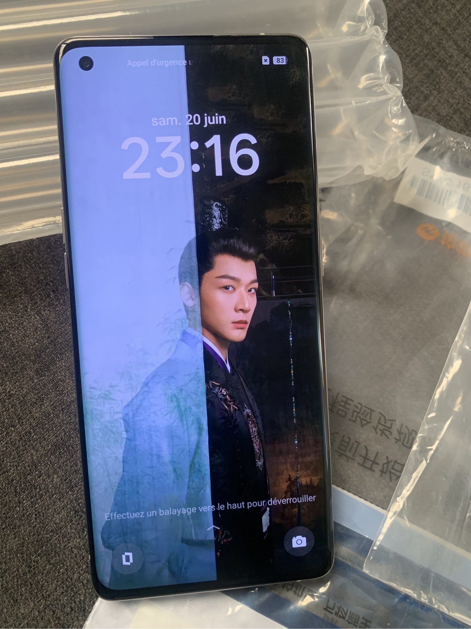 Oppo Find X5 - 4