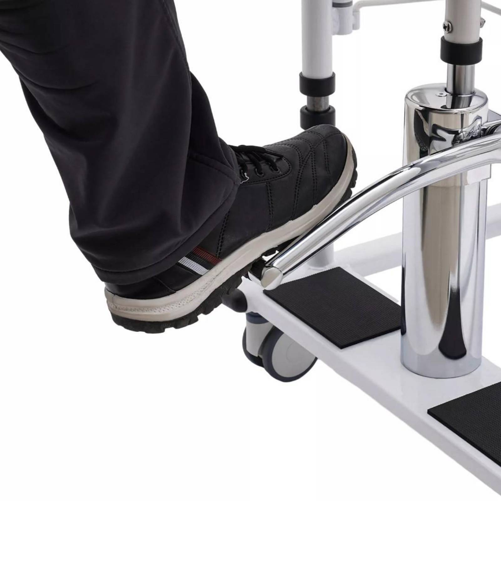 Chaise roulante avec levier hydraulique  à usage domestique, pour transport des personnes âgées et à mobilité réduite - 5