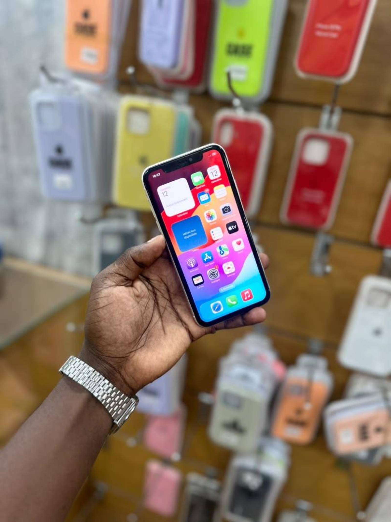 iPhone 11