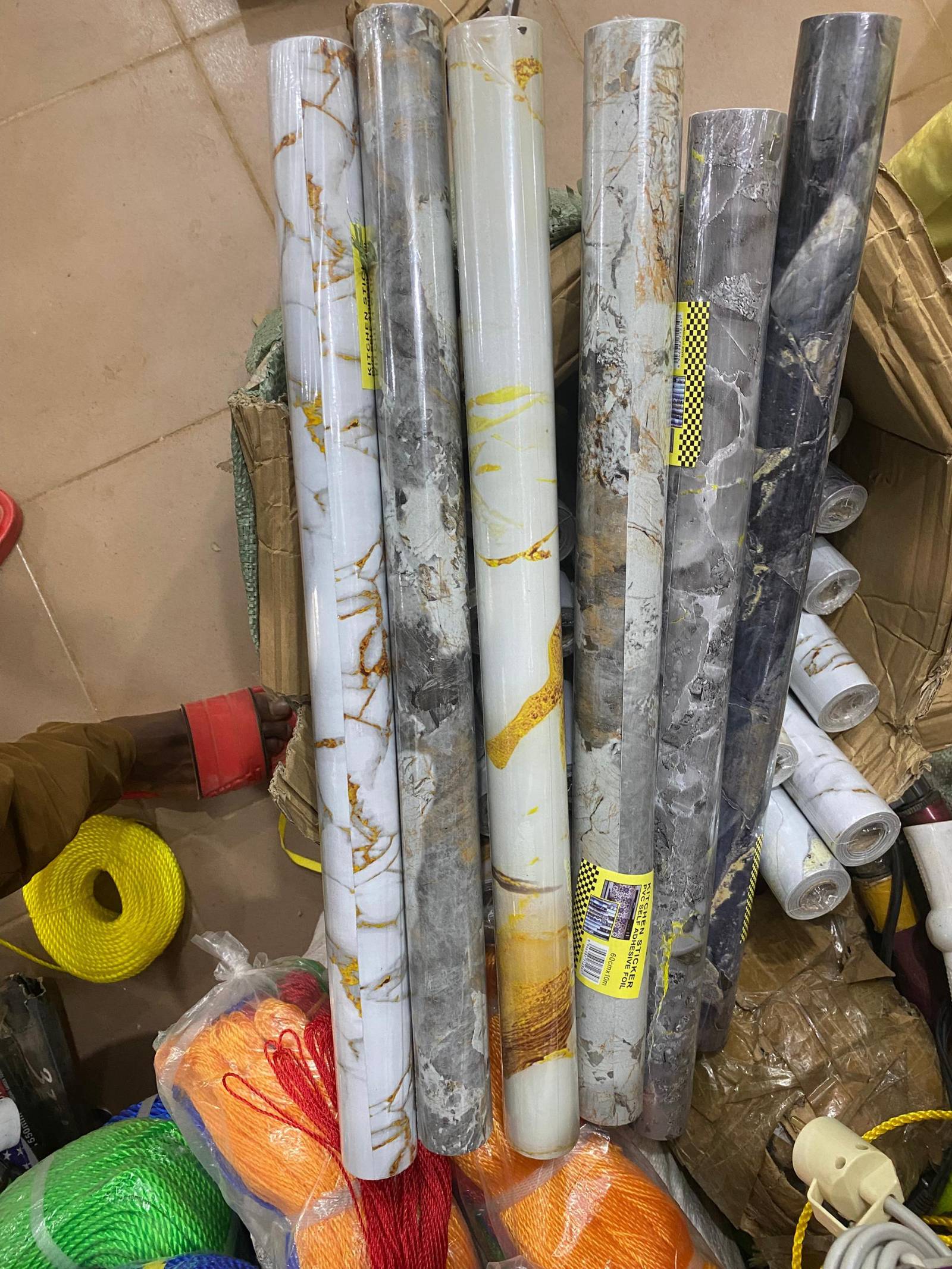 Autocollant murale 10m de long sur 60cm