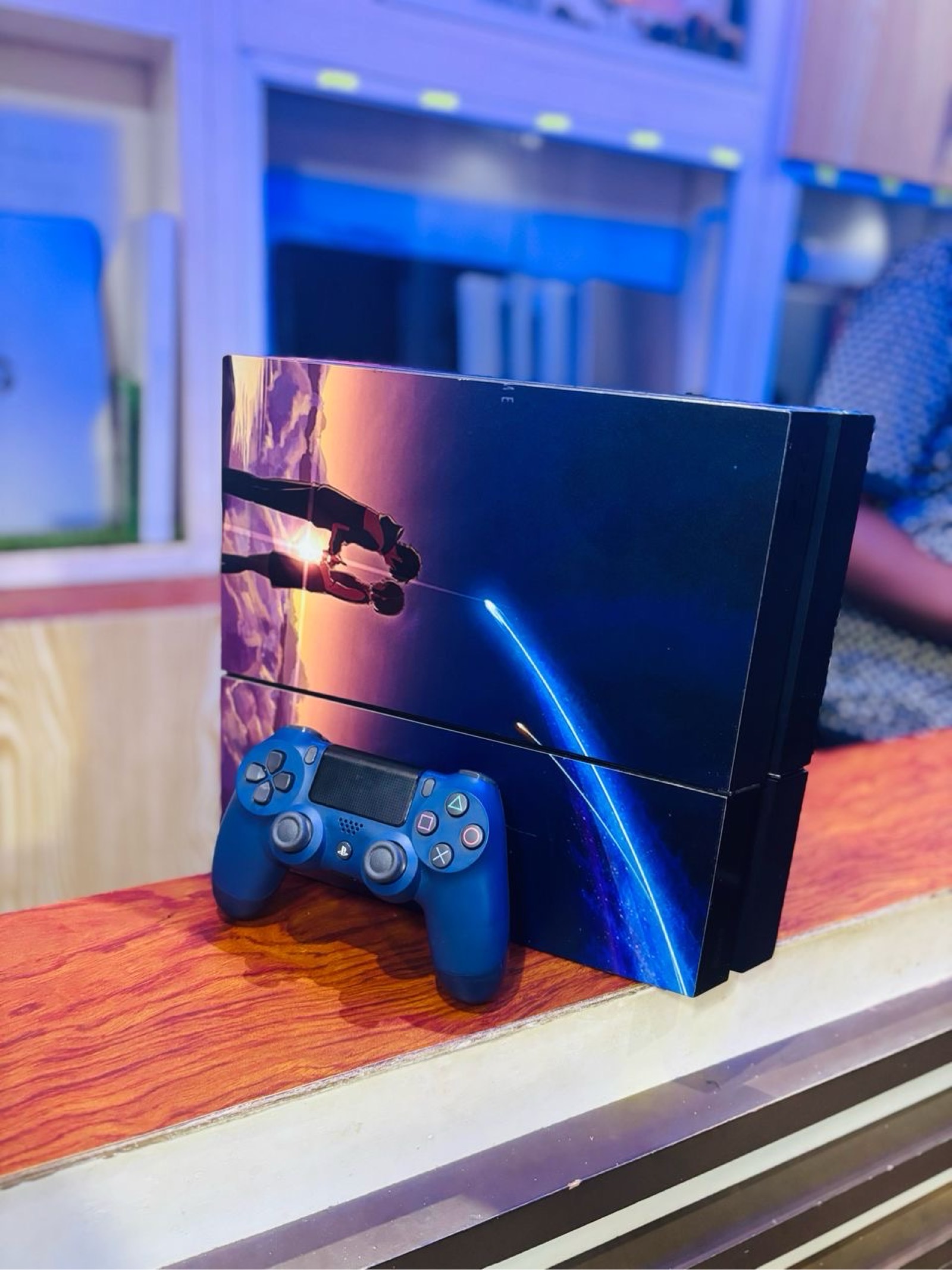 console de jeux disponible - 3