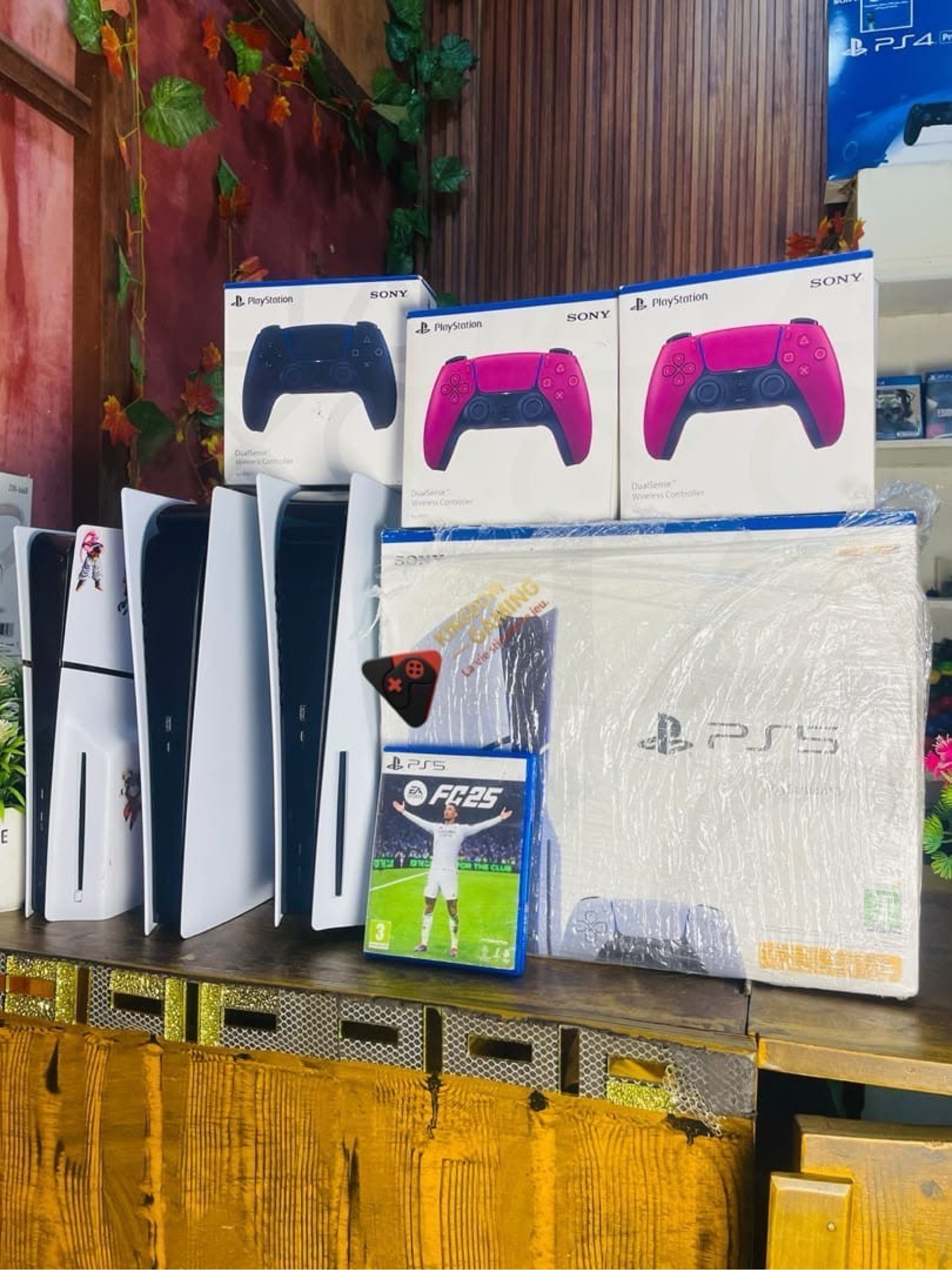 console de jeux disponible - 6