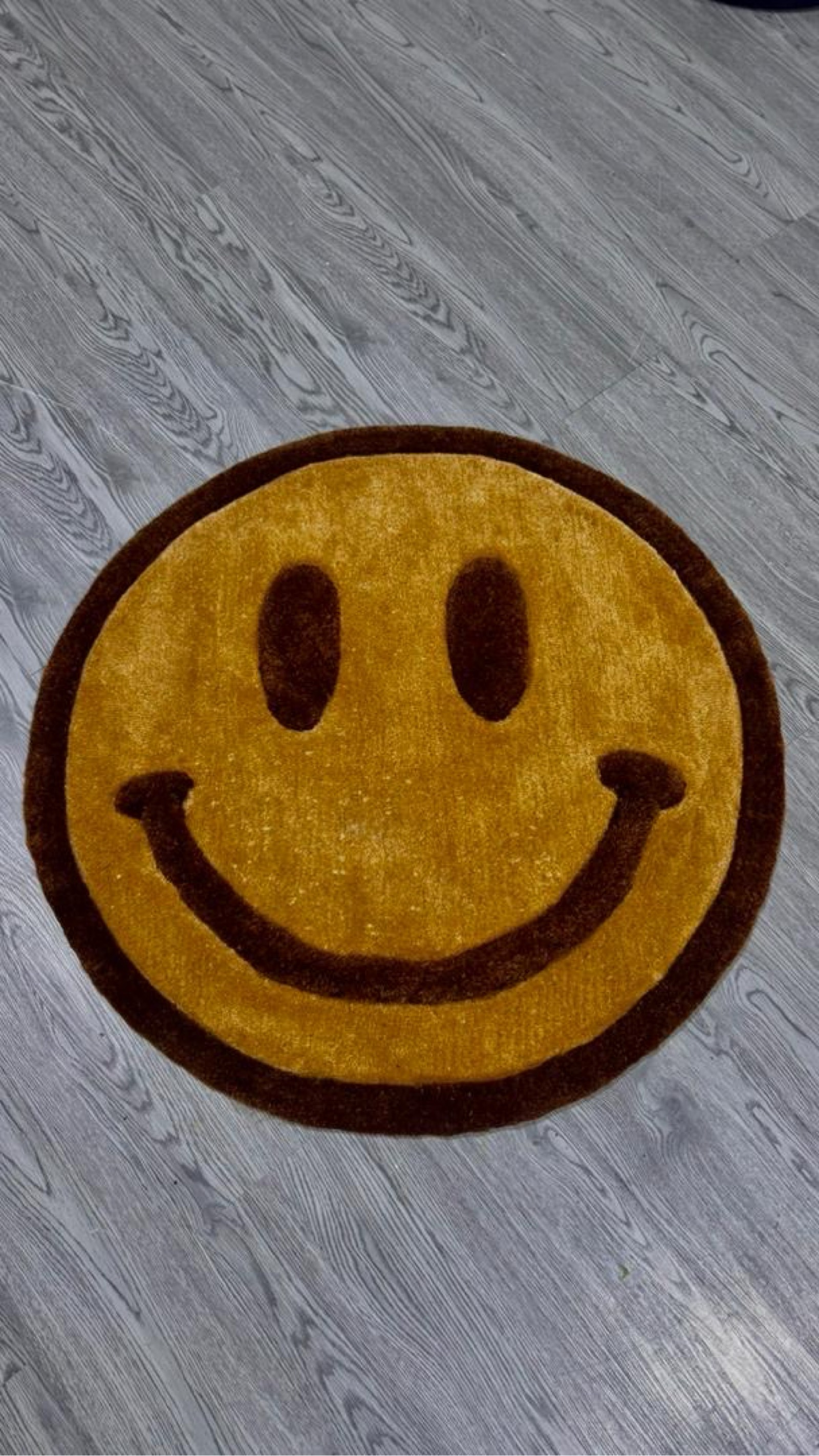3D Smile Rug (72.5 cm Diameter)