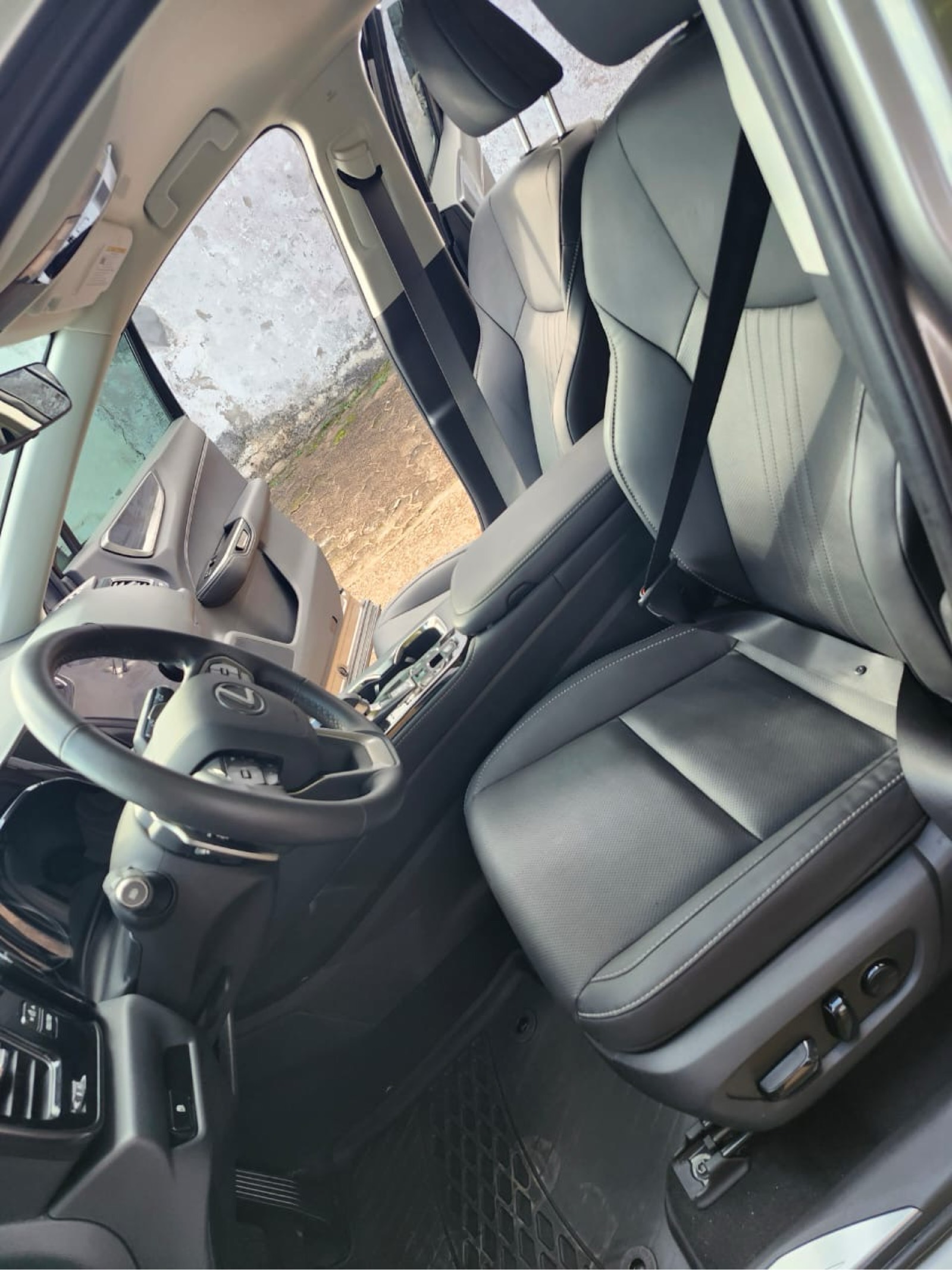 Lexus nx 350 années 2024 - 4